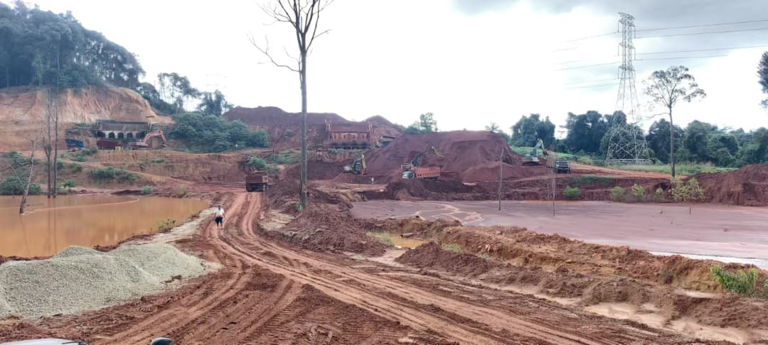 Gold and bauxite mining 7